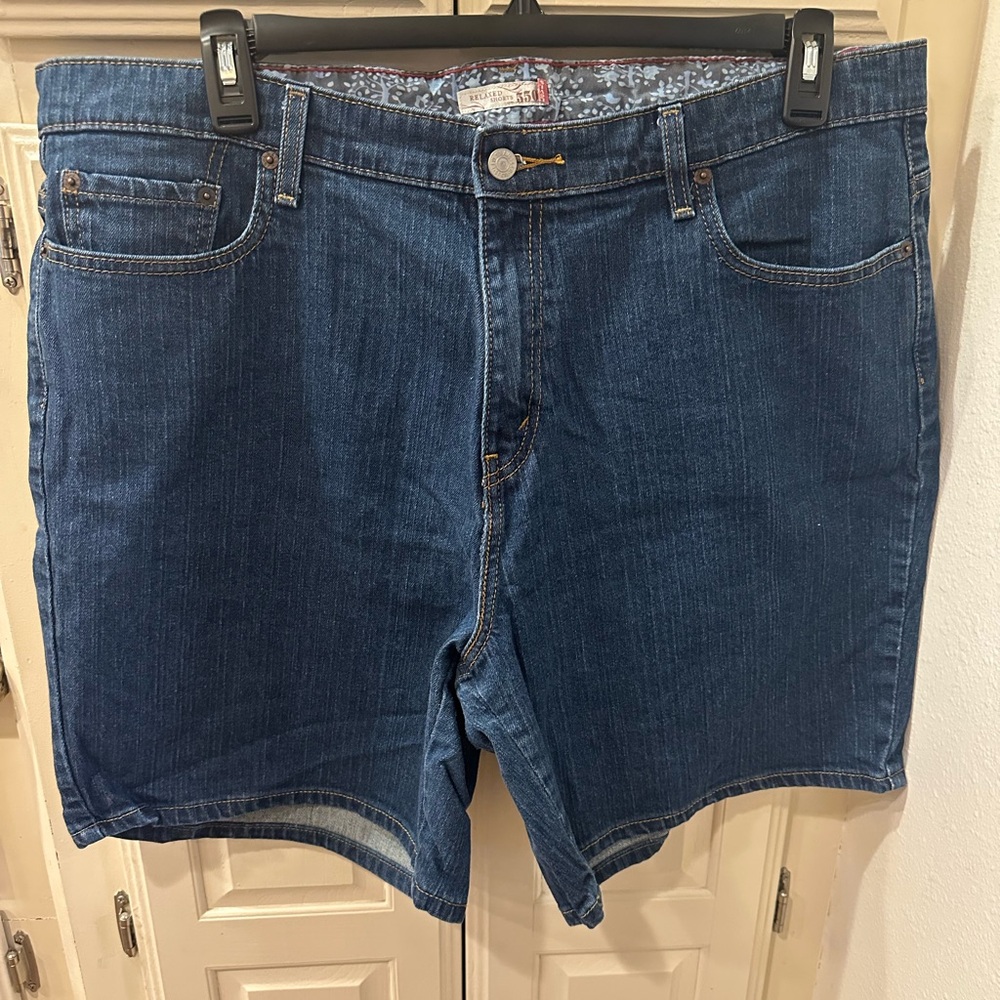Levi’s Relaxed Shorts 550, size 22